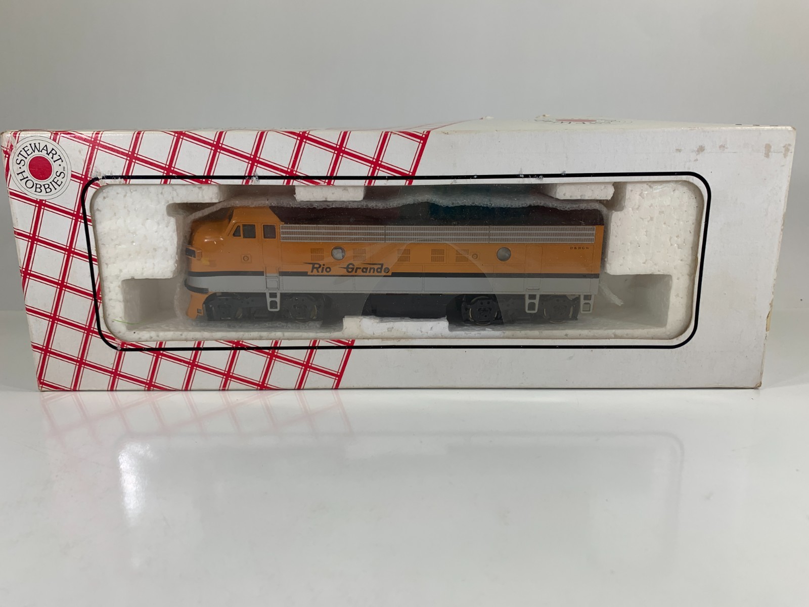 HO Stewart Hobbies 5912 F9 AB D&RGW Diesel Set # Un-numbered