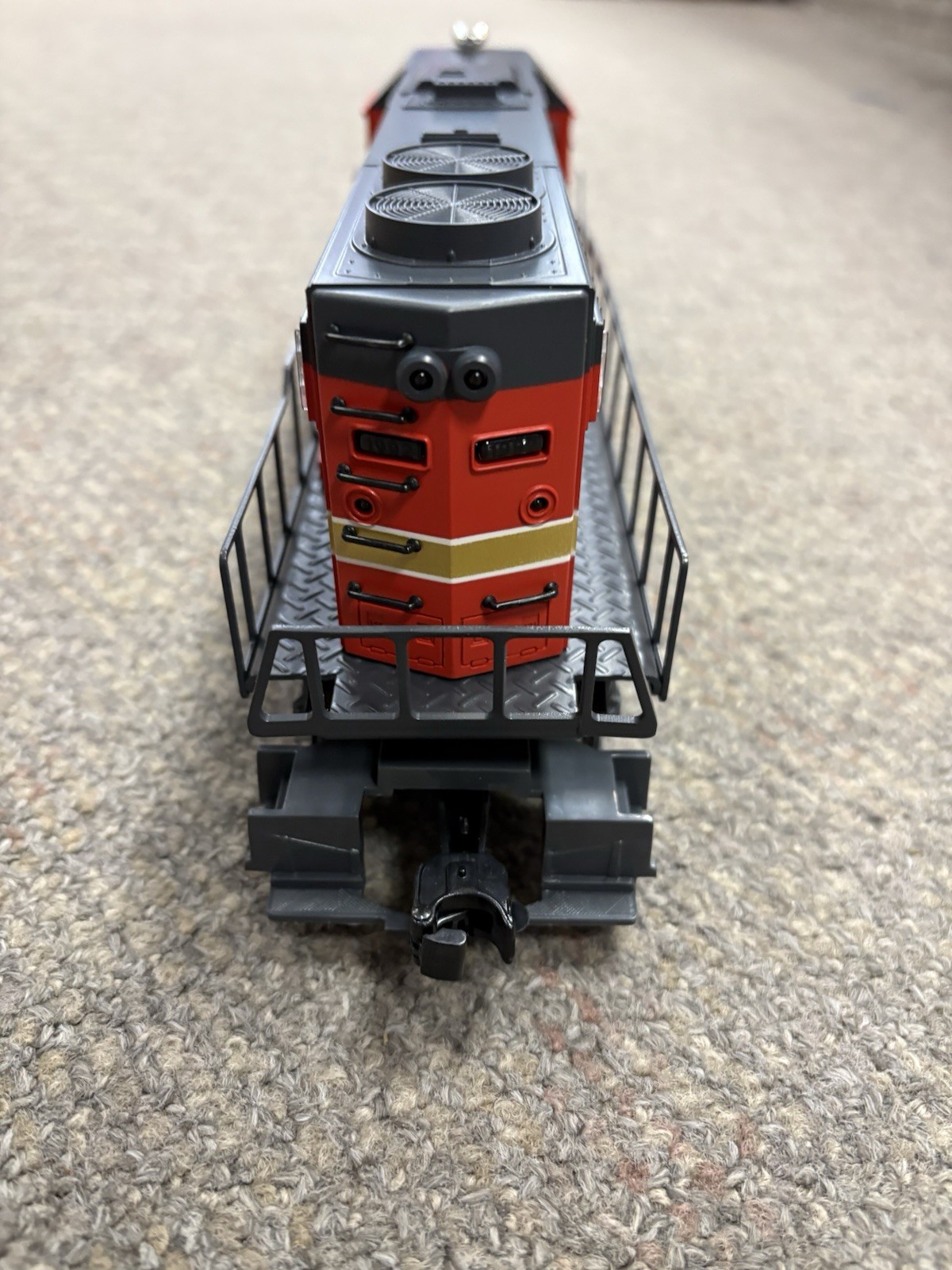 + Lionel 6-18818 O Gauge Railroad Club GP-38 Diesel Engine LNIB