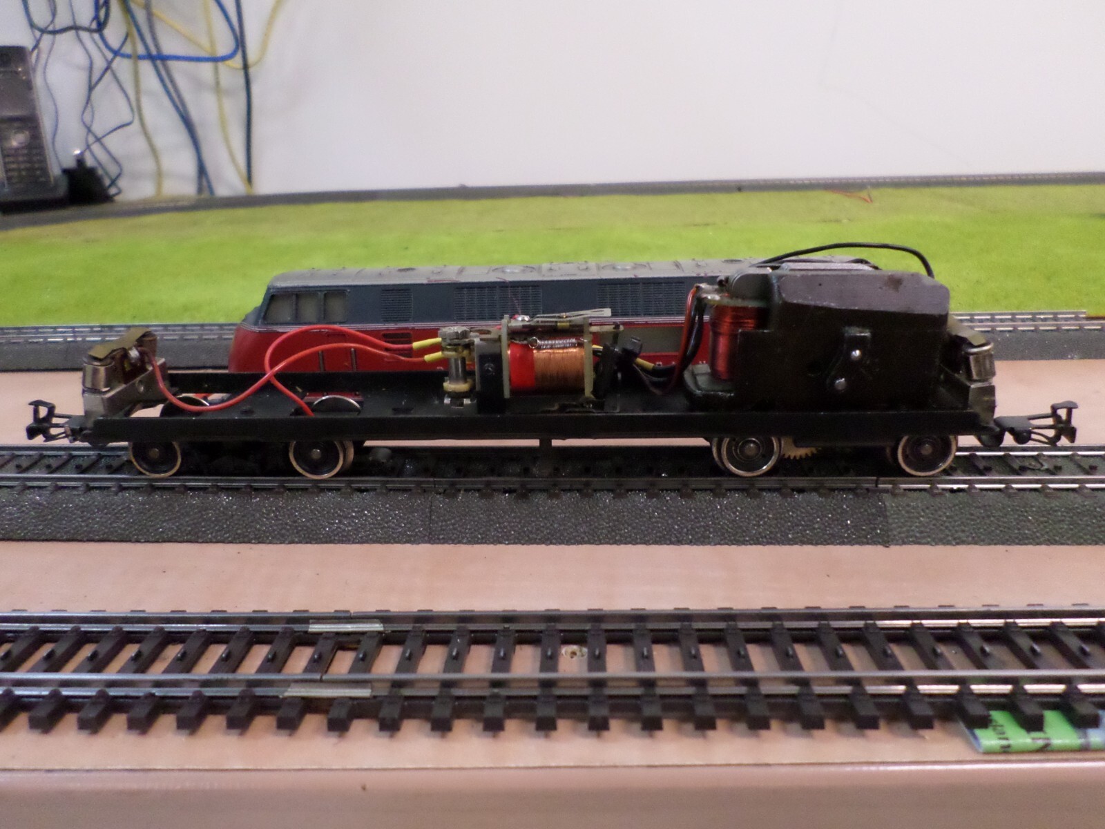 Marklin 3021 HO DB V200 Diesel Locomotive 3 Rail Analogue C5 (h)