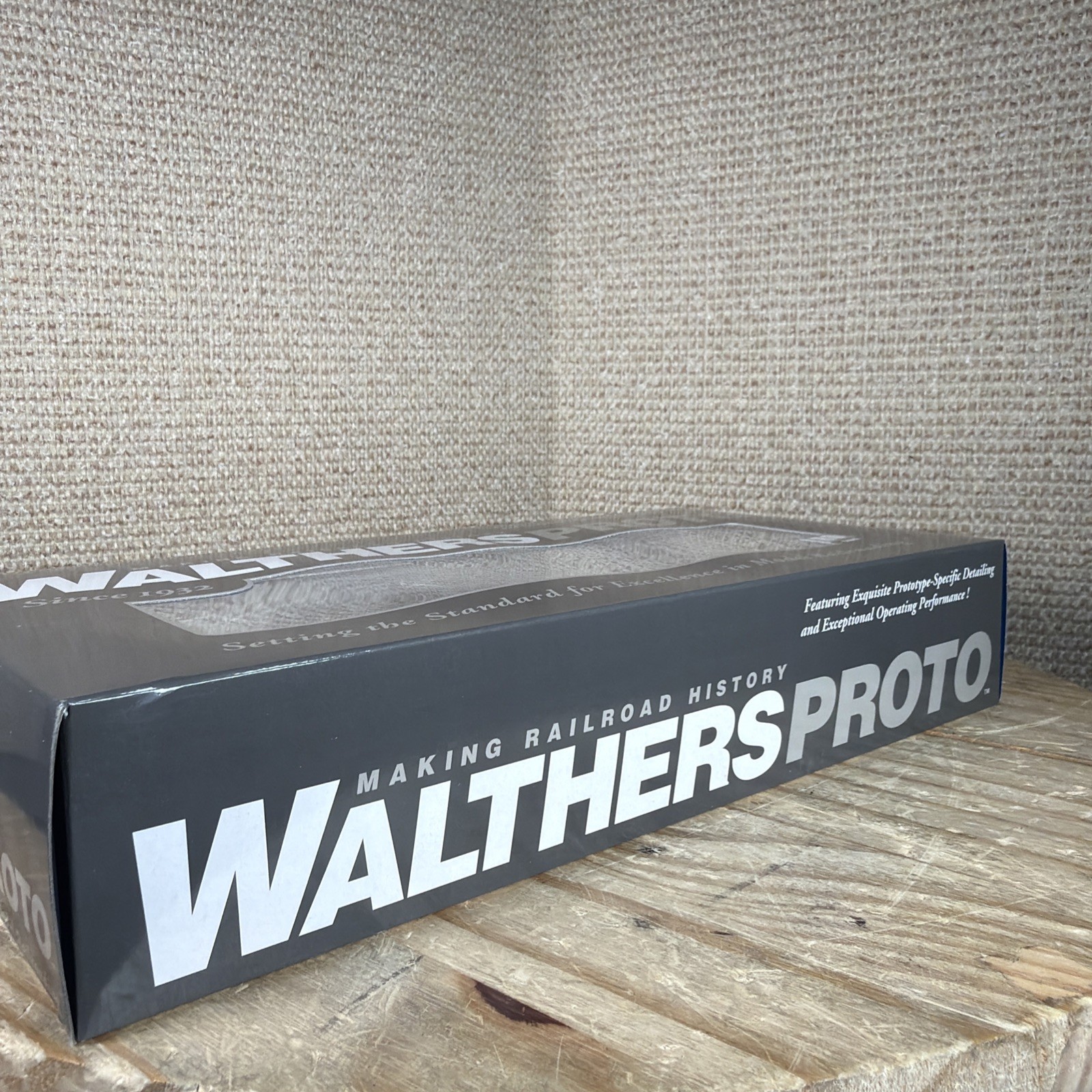 Walthers Proto EMD GP9 Locomotive Southern Pacific #5602 920-40881 HO w/ESU DCC