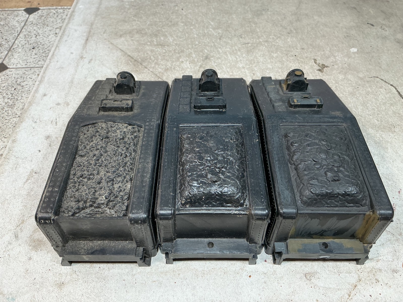 O scale TIN TOY MARX Coal Tender lot PARTS lot for restoration