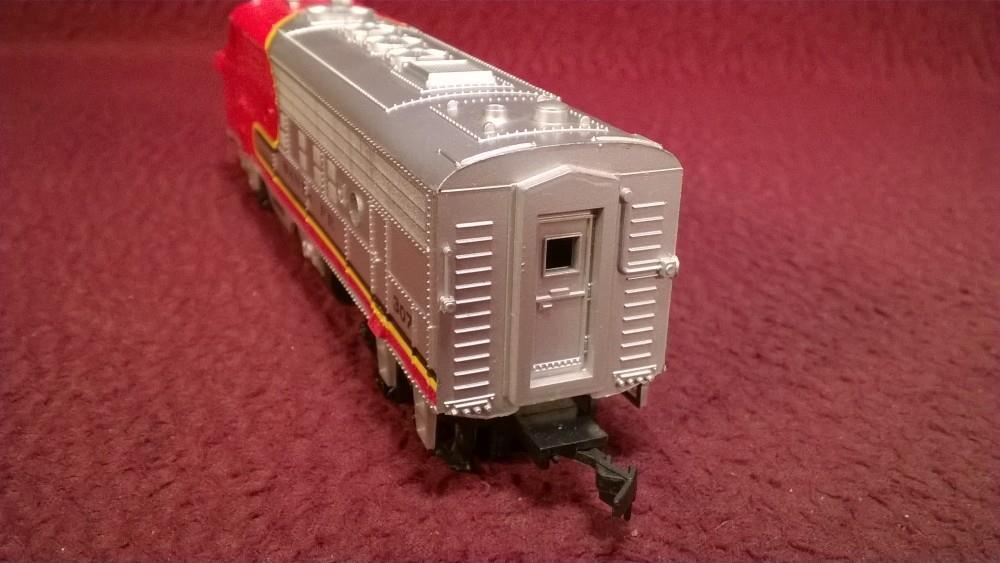 HO BACHMANN #307 SANTA FE WARBONET RMD F9 DIESEL LOCOMOTIVE – VG IN ORIG BOX