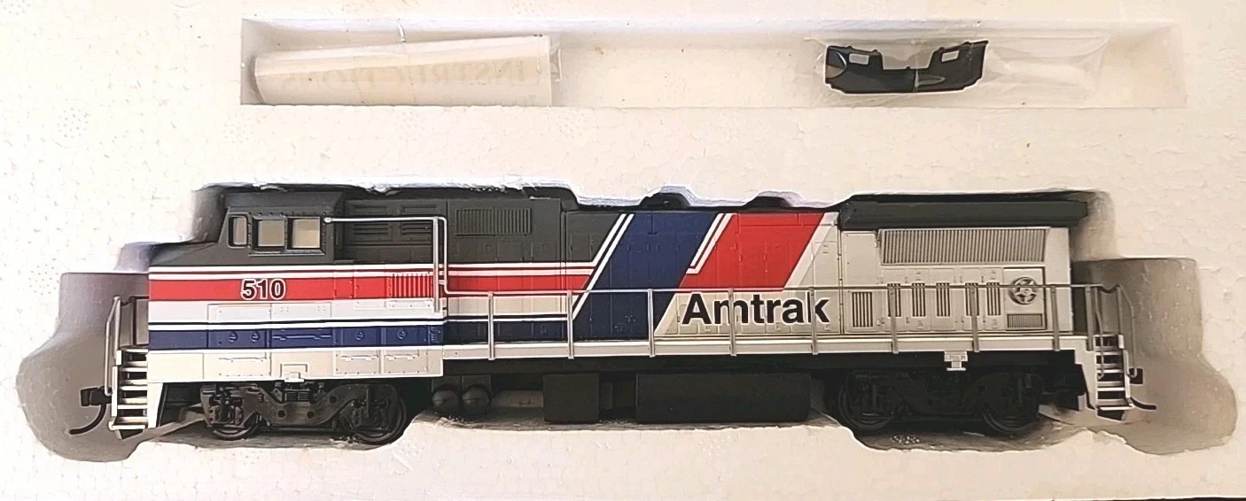 Walthers Trainline Deluxe Ready To Use Amtrak Livery #510
