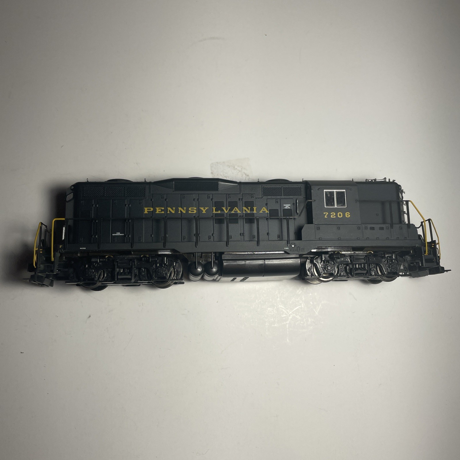 Ho scale Proto 2000 GP9 Locomotive PRR TESTED