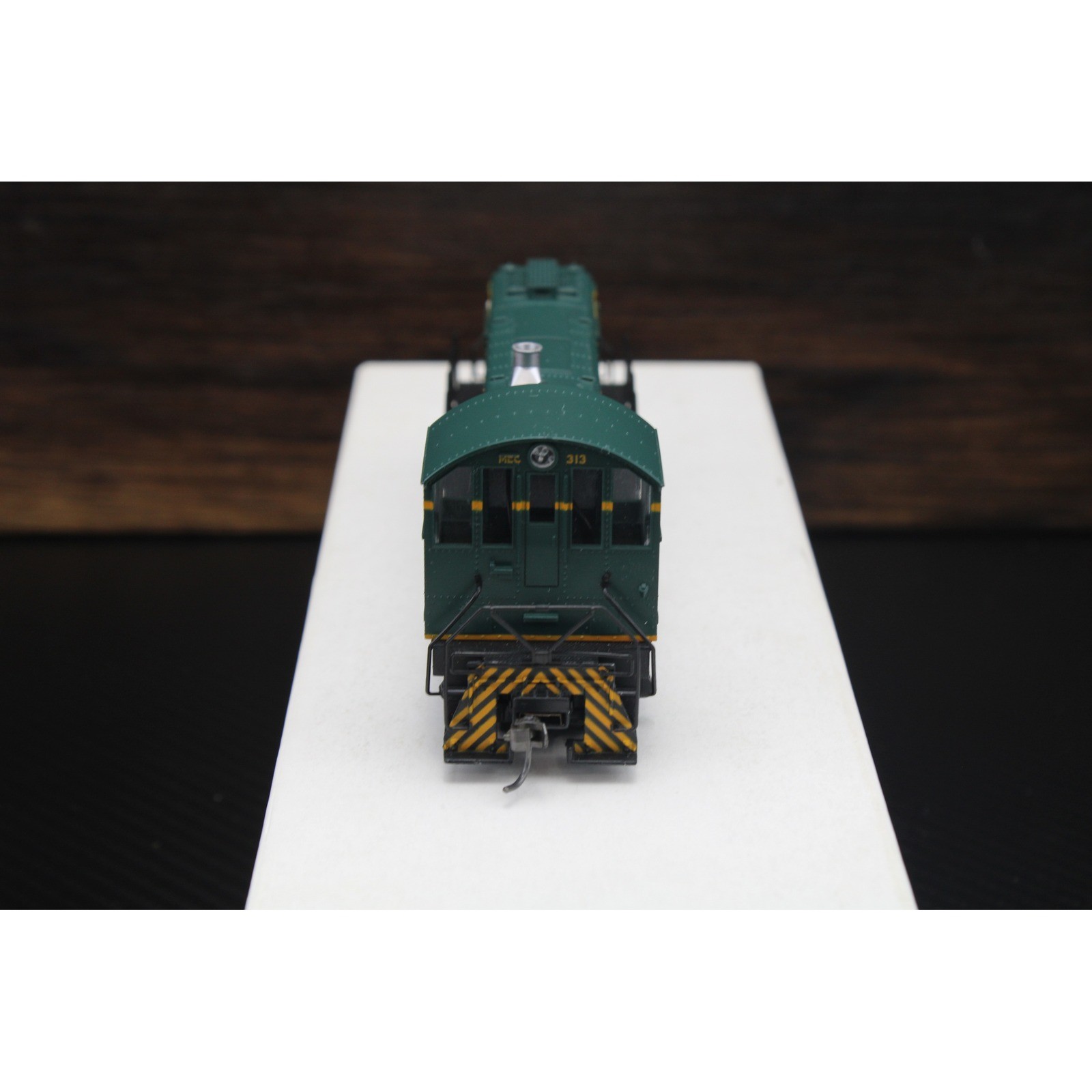 Atlas HO Scale Alco S-4 Diesel Switcher Maine Central 313 Locomotive 8753 Boxed