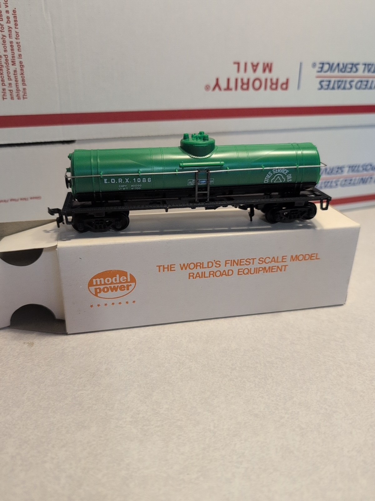 Vintage Model Power~Santa Fe Tank Car Cities Service Train Car~8032~HO Scale~NIB