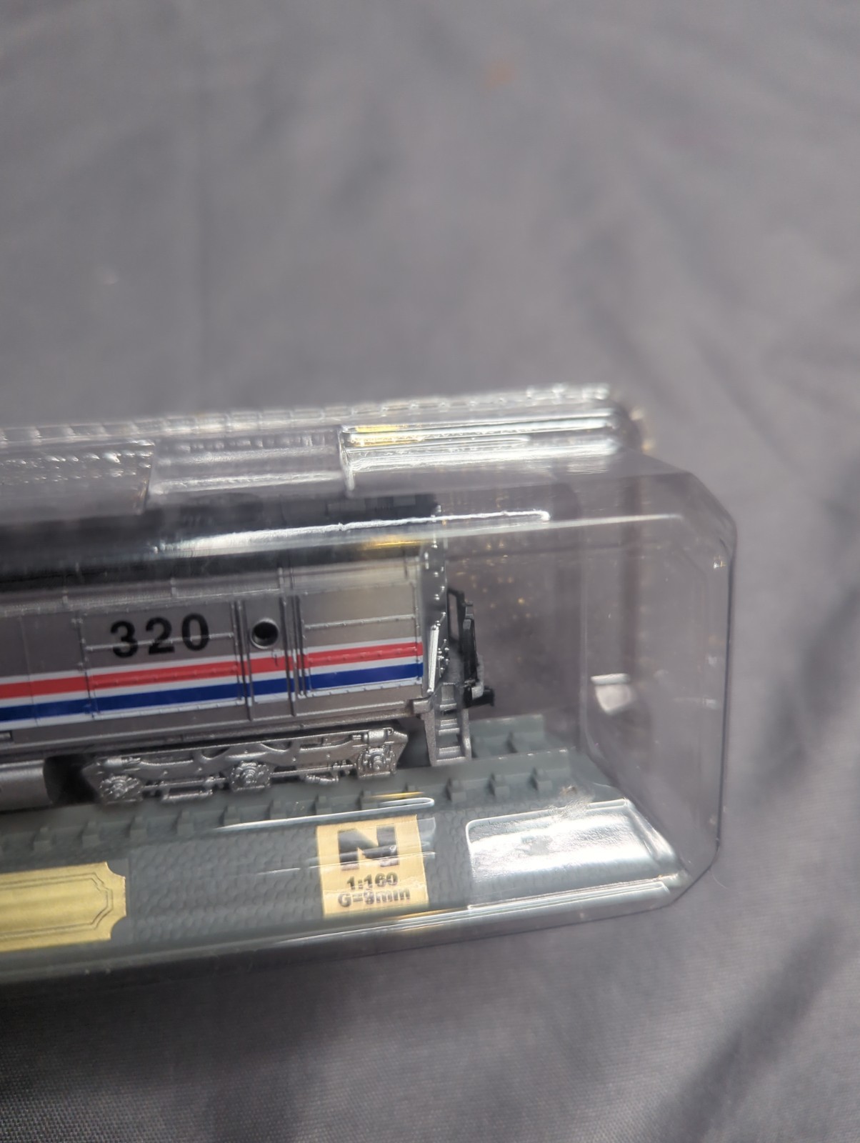 Del Prado N Scale Amtrak FP-45 Display Model Locomotive #320- 1:160 Sealed Box