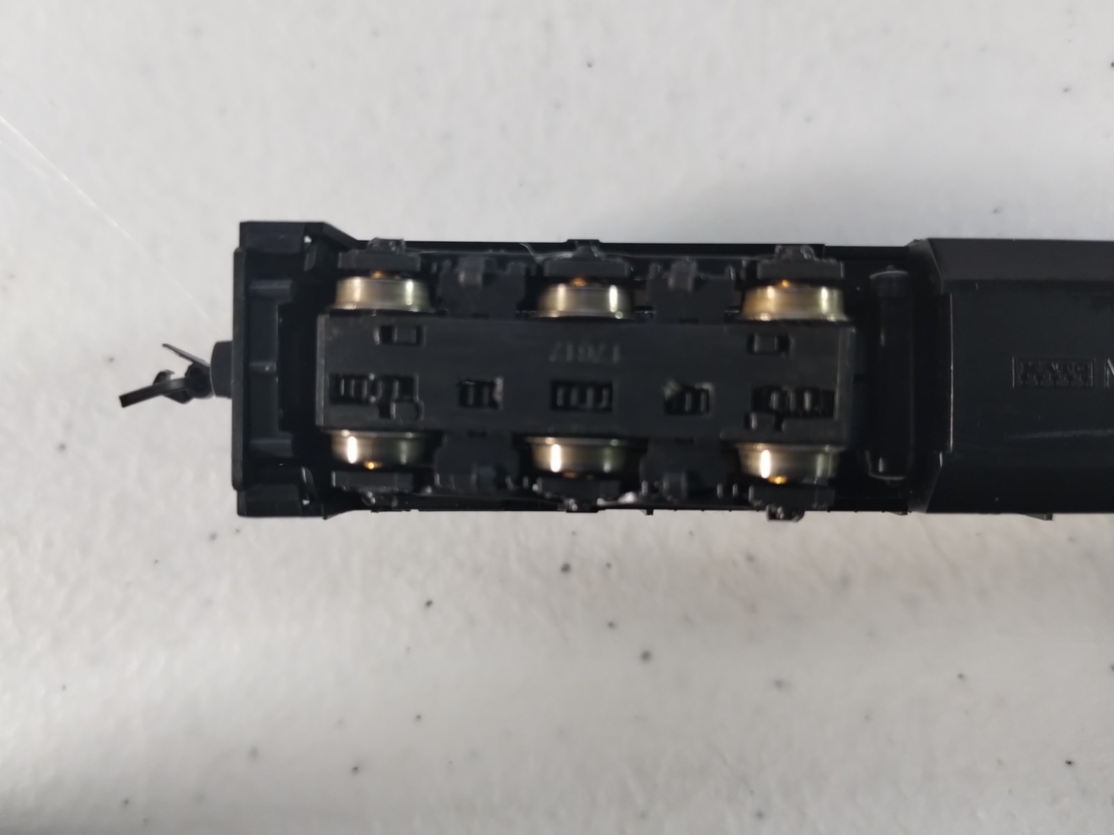 KATO 176-309 GE C30-7 Norfolk Southern #8031 N-Scale DC