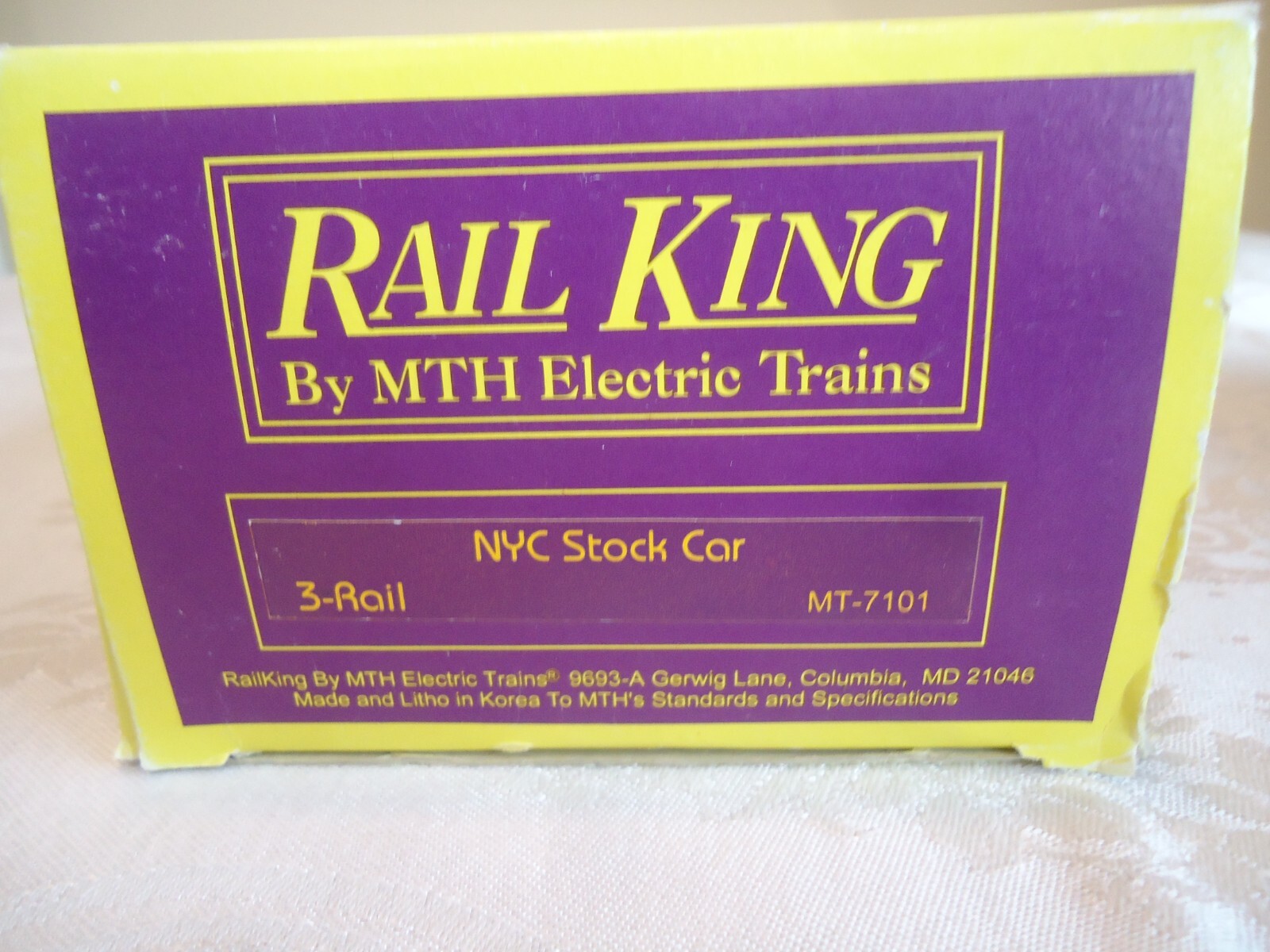 Rail King by MTH O Scale New York Central Stock Car 3 Rail MT-7101