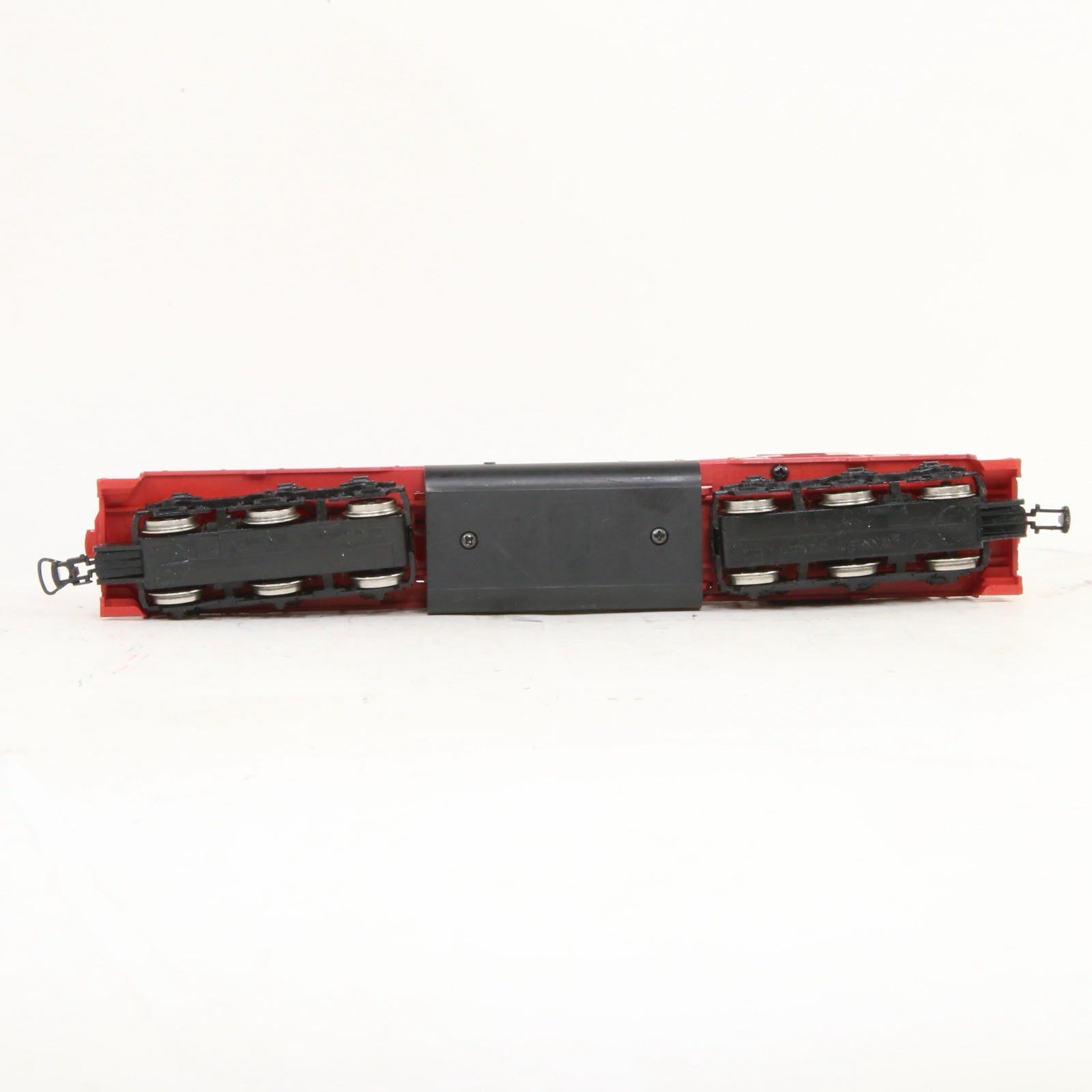 Non-Running IHC Mehano HO Boston & Maine GM EMD SD40 B&M #1996