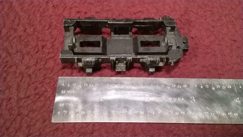 HO TRI-ANG #7005 R155 DIESEL LOCOMOTIVE – DIECAST POWER TRUCK SIDE FRAME