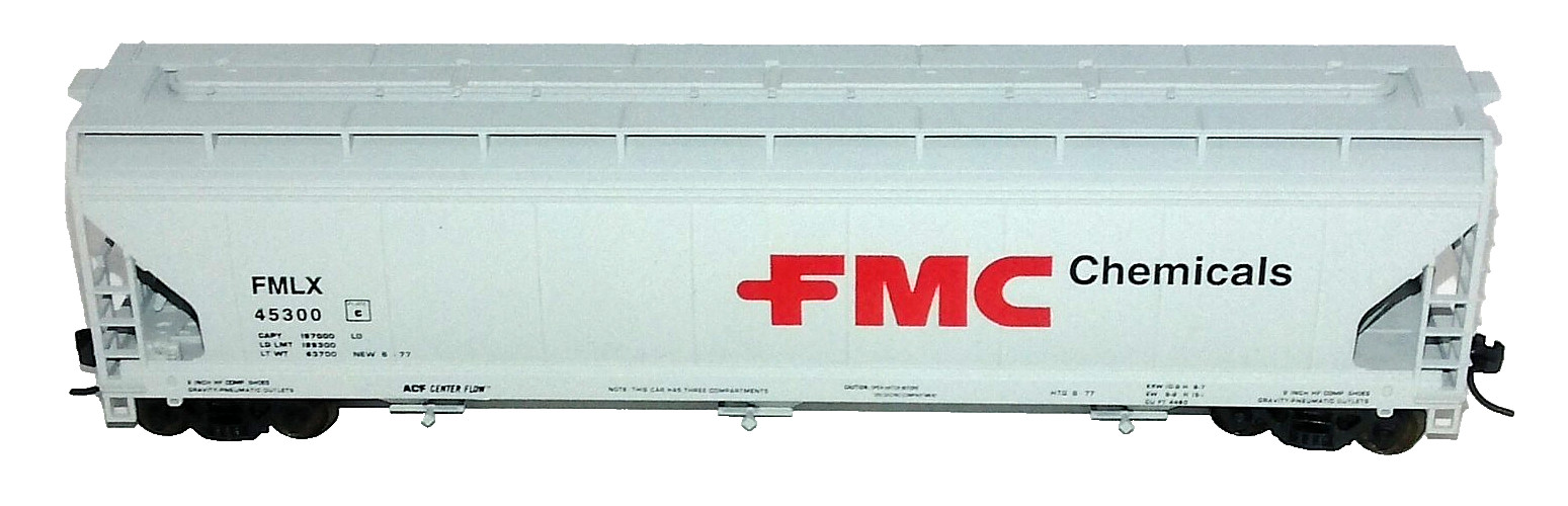 Accurail HO Scale FMC Chemicals ACF 3-Bay Covered Hopper Car