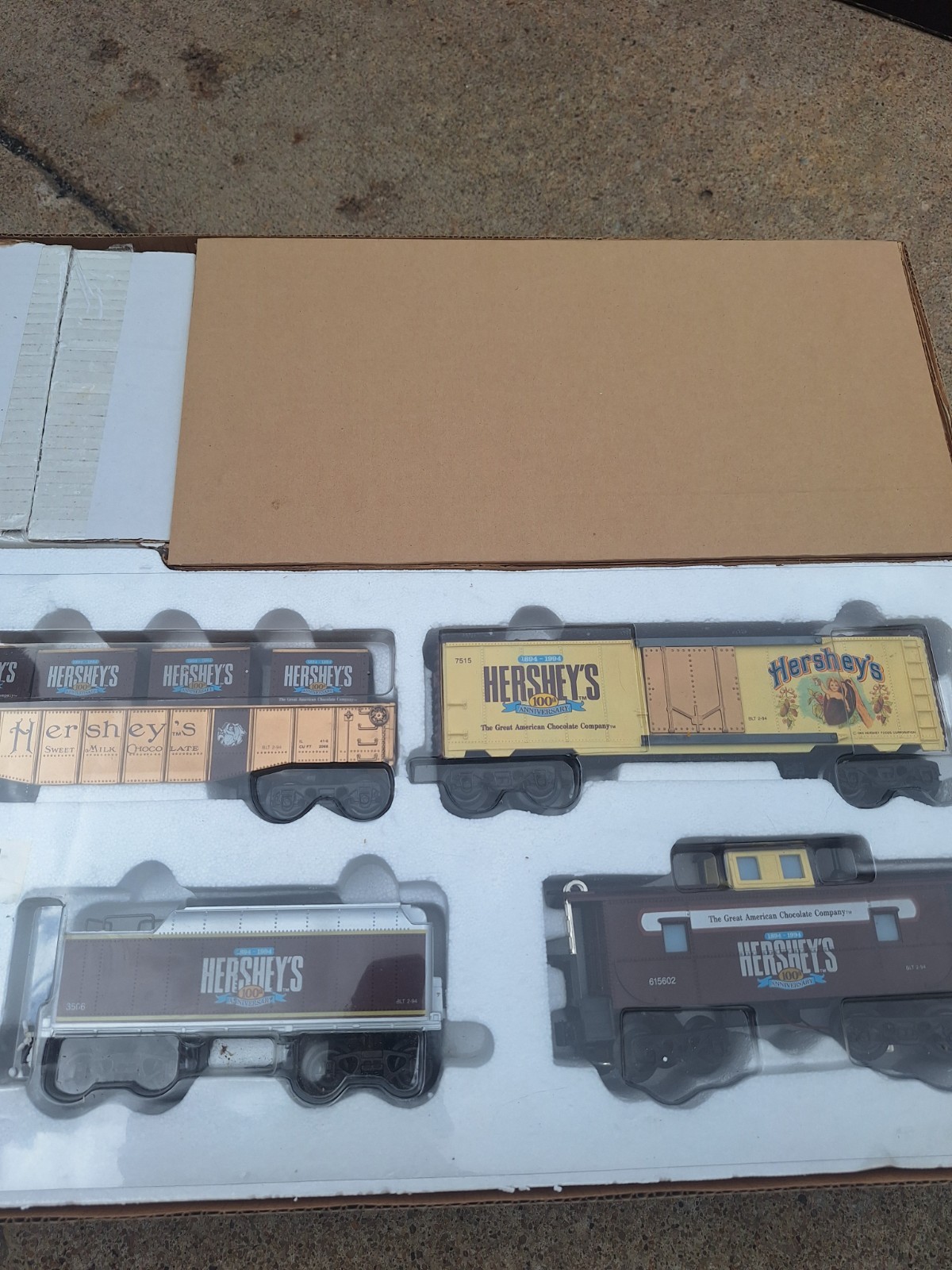 Hershey’s 100th Anniversary Limited Edition 7 Unit Train Set 027 Gauge/ Sealed