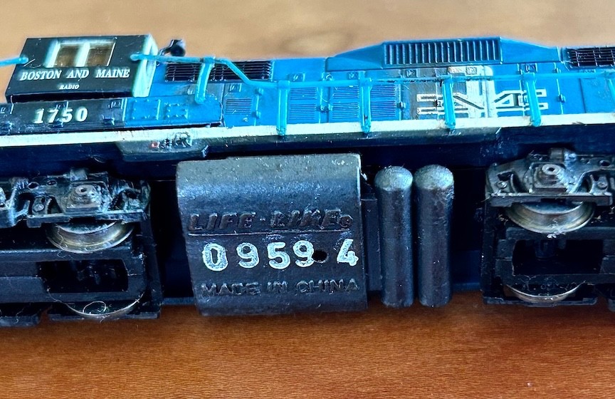 N Scale Life-Like 09594, EMD GP18 Boston and Maine Locomotive #1750 Weathered