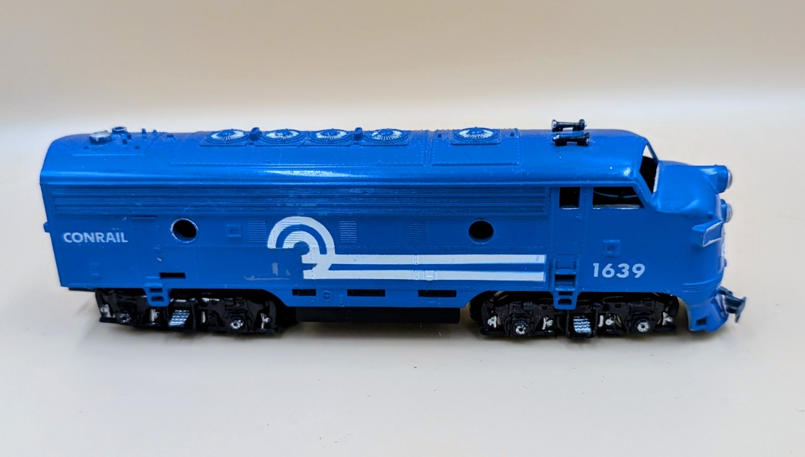 Vintage Powered Life Like HO F7 Conrail Diesel Locomotive 0697