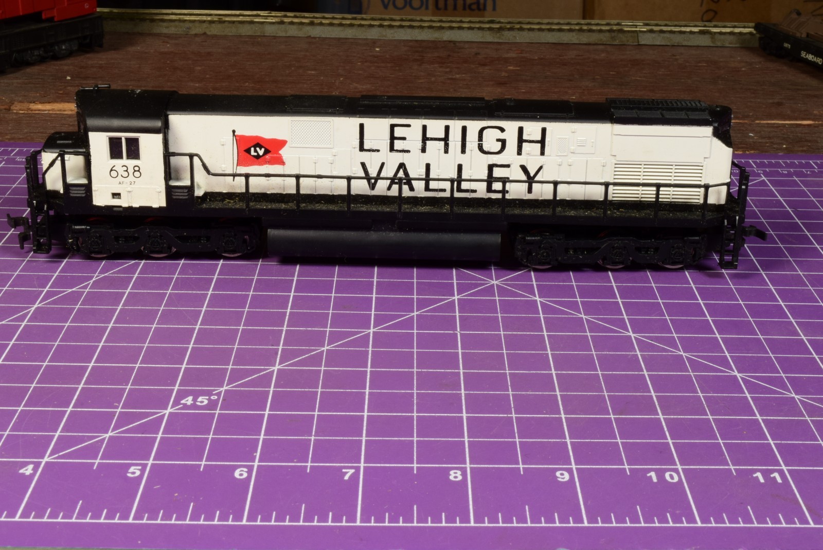TrkRdy True CO-CO setup – Lehigh Valley ALCO Century 628 Diesel Locomotive, GWC