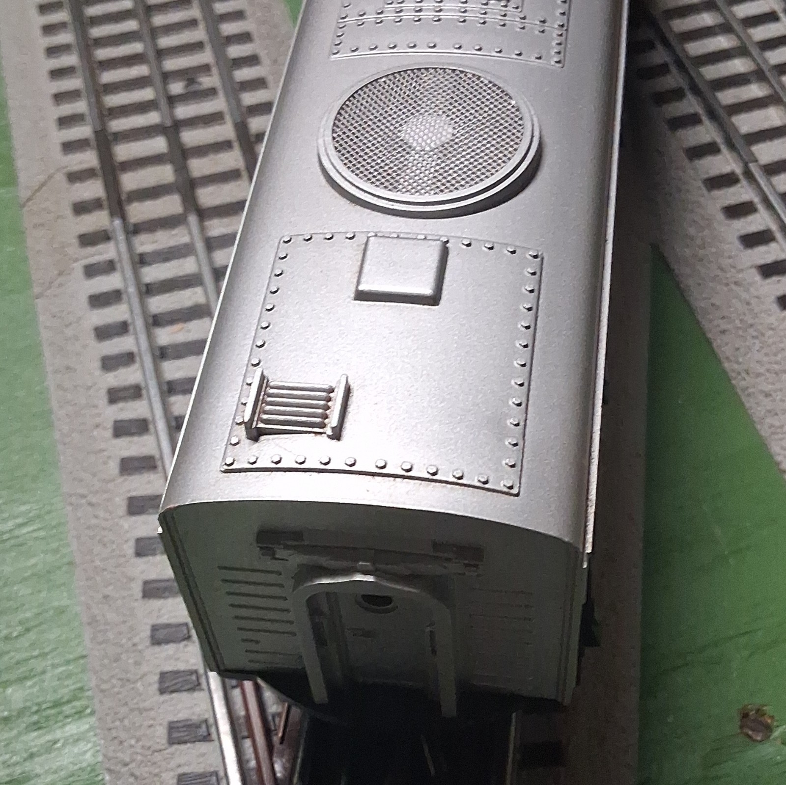 Lionel Santa Fe 212 O-27 Diesel Locomotive Red/Silver/Black/Yellow