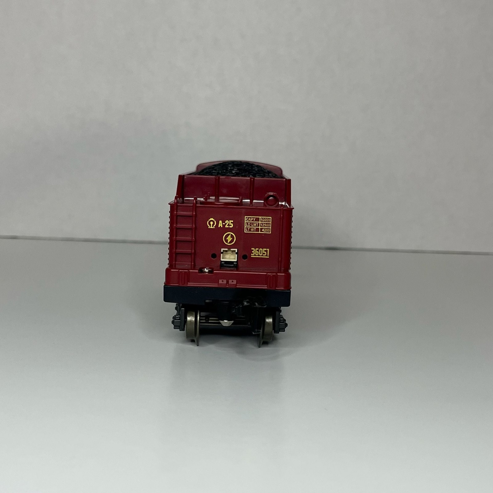 Lionel O-Gauge Christmas Celebration Express Steam Locomotive Tender Car 36051