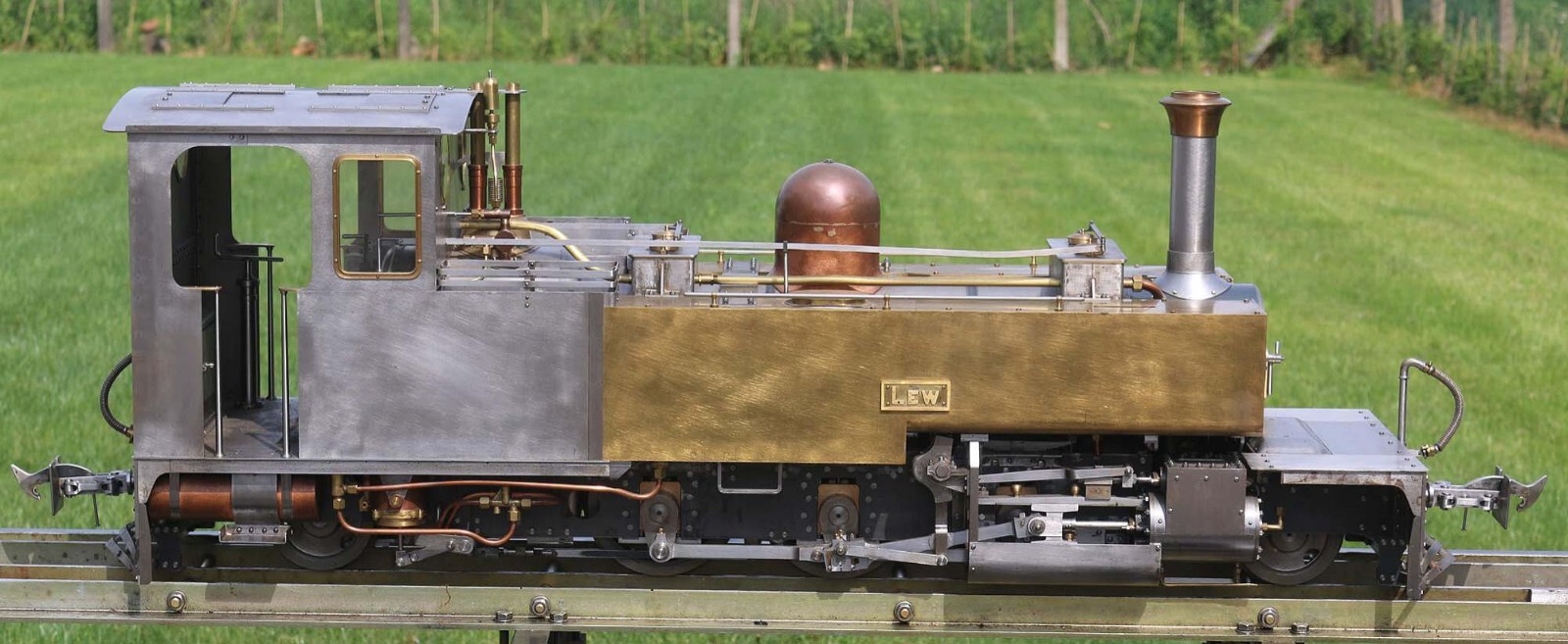3 1/2 inch Gauge Manning Wardle 2-6-2T STEAM LOCOMOTIVE TRACTION MODEL ENGINE