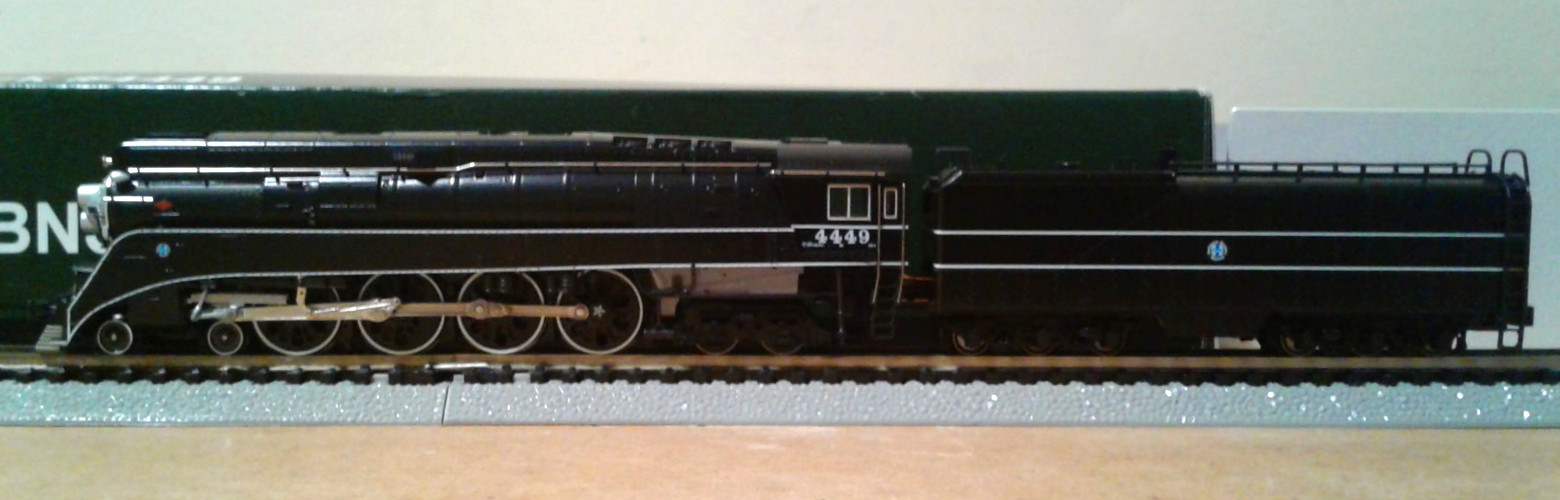 N SCALE KATO 4-8-4 GS-4 BURLINGTON NORTHERN SANTA FE BNSF BLACK #4449 126-0312