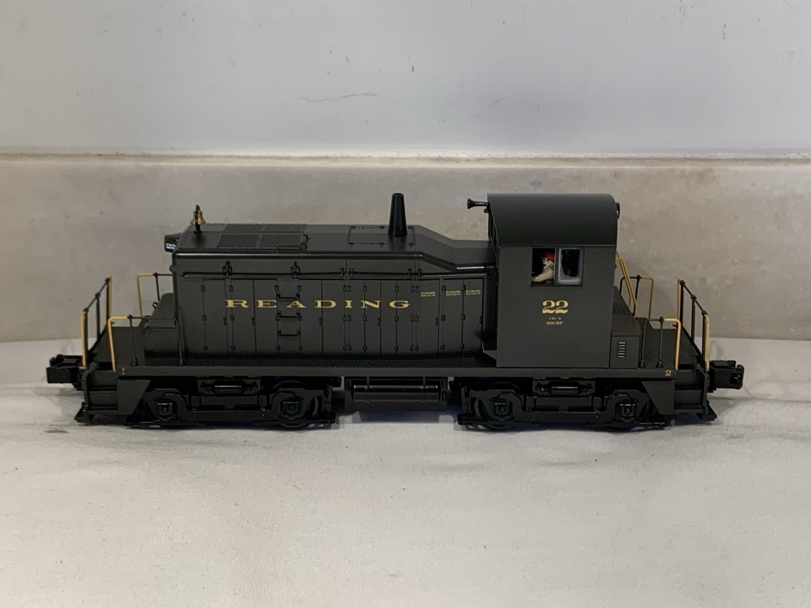REPAIR PARTS MTH (RAILKING SCALE) READING SW-1 DIESEL ENGINE SWITCHER 30-2821-1