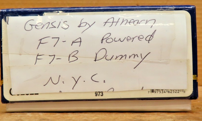 ATHEARN GENESIS NEW YORK CENTRAL F7-A POWERED & F7-B DUMMY HO SCALE
