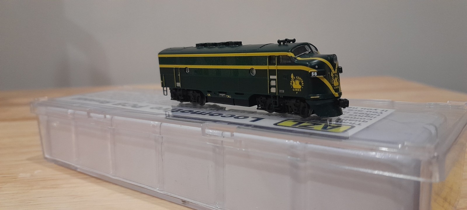 AZL Z Scale Engine EMD F38 CNJ 58 *New In Box*