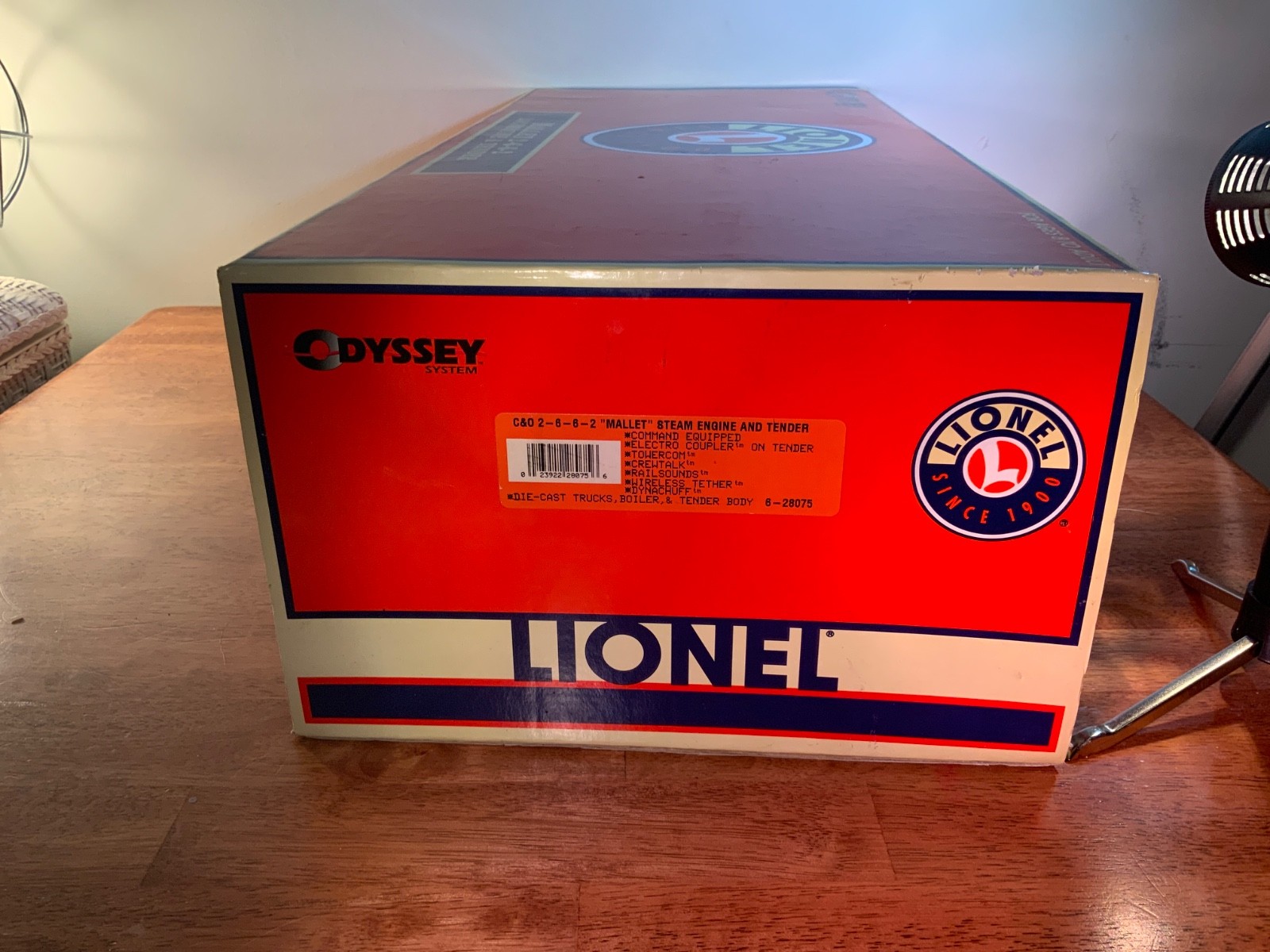 Lionel 6-28075 O Gauge C&O 2-6-6-2 Mallet Steam Locomotive & Tender #1521 LN/Box