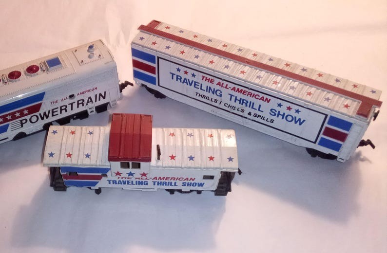 Vintage Bachmann HO Gauge All American Powertrain Locomotive Boxcar Caboose