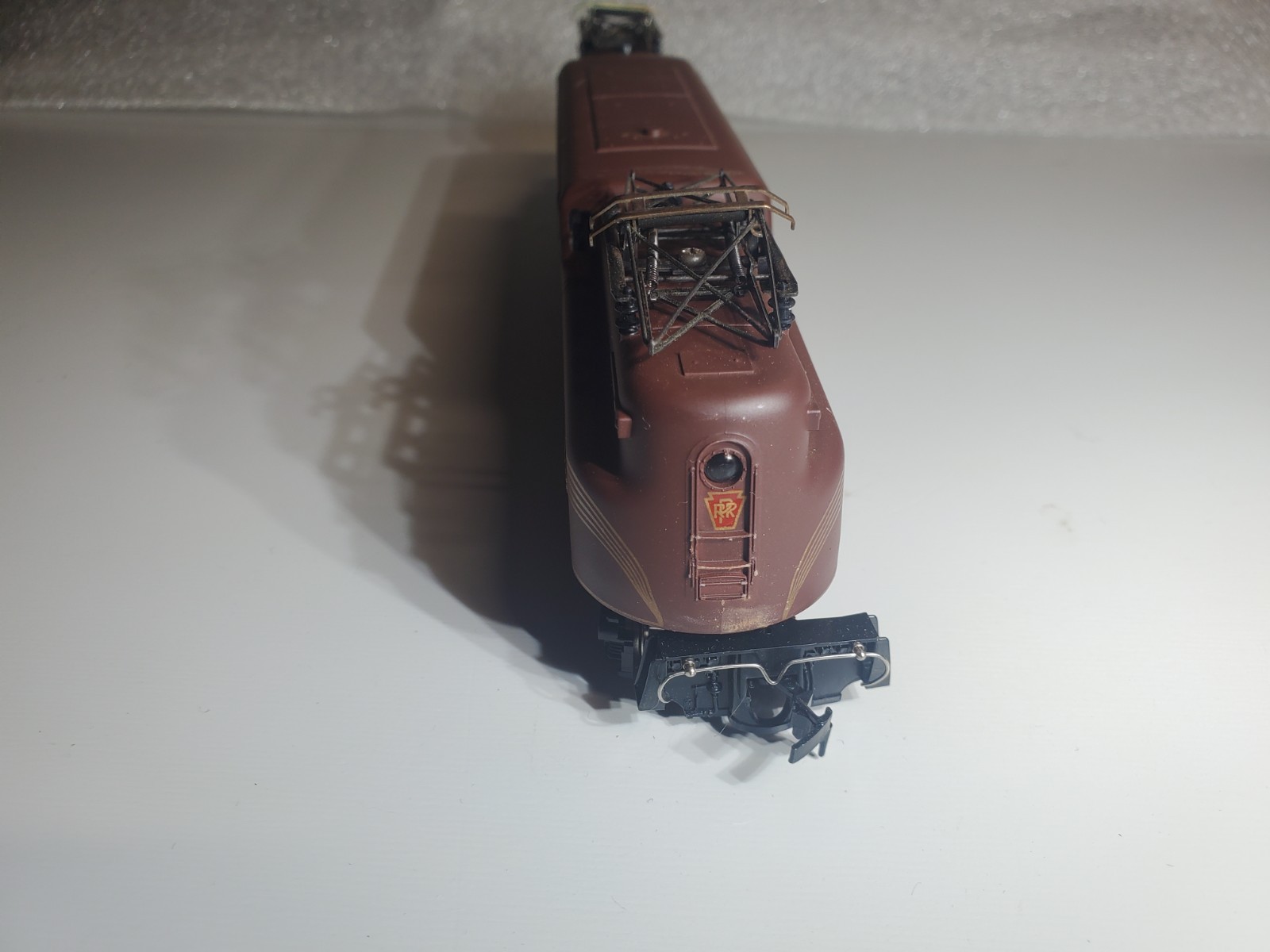 ho Pemco Pennsy #4828 GG1 Electric Locomotive – Tuscon Red – DC – Runs Good (A)