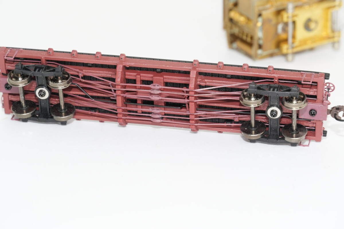 Overland Models A.H. Log Loader on Dollies Logging Maintenance Car HO Gauge 081