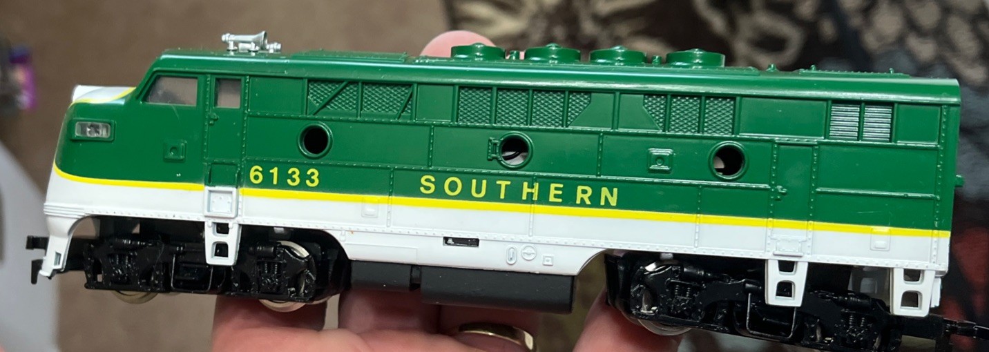 Model Power HO F3 Southern #6133 w/ Box