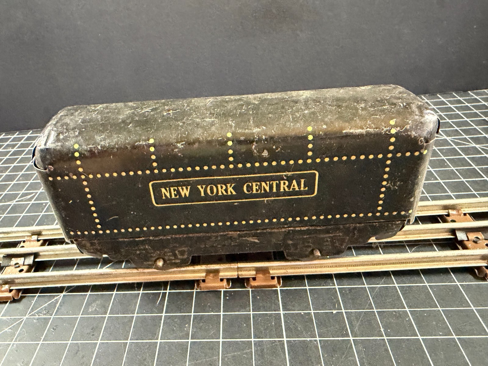 Marx Commodore Vanderbilt Locomotive & Tender w/ Pullman Cars + caboose