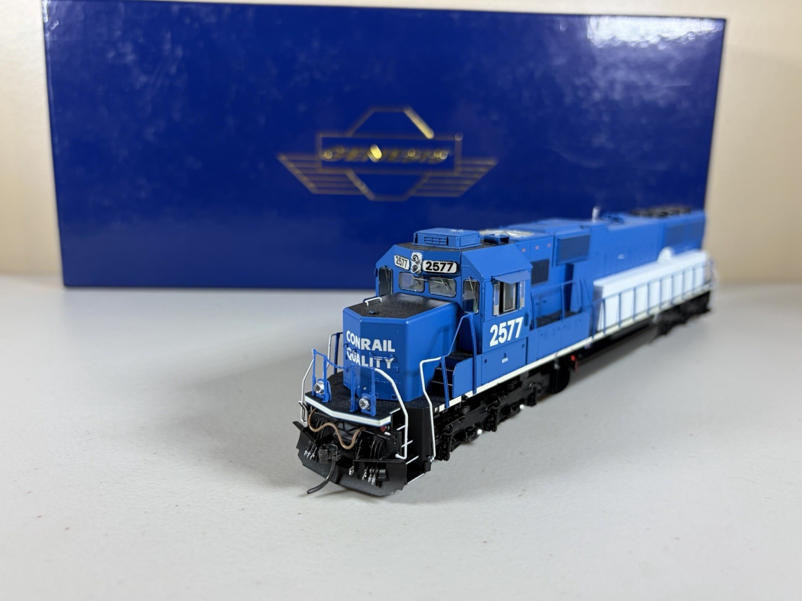 HO Athearn Genesis DCC Ready Conrail SD70 #2577