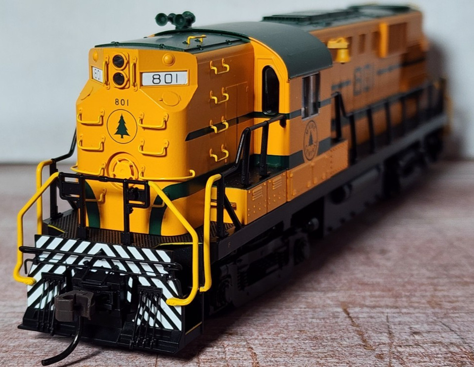 Maine Central Railroad #801 ALCO RS-11 Diesel Locomotive Atlas Classic 8839 HO
