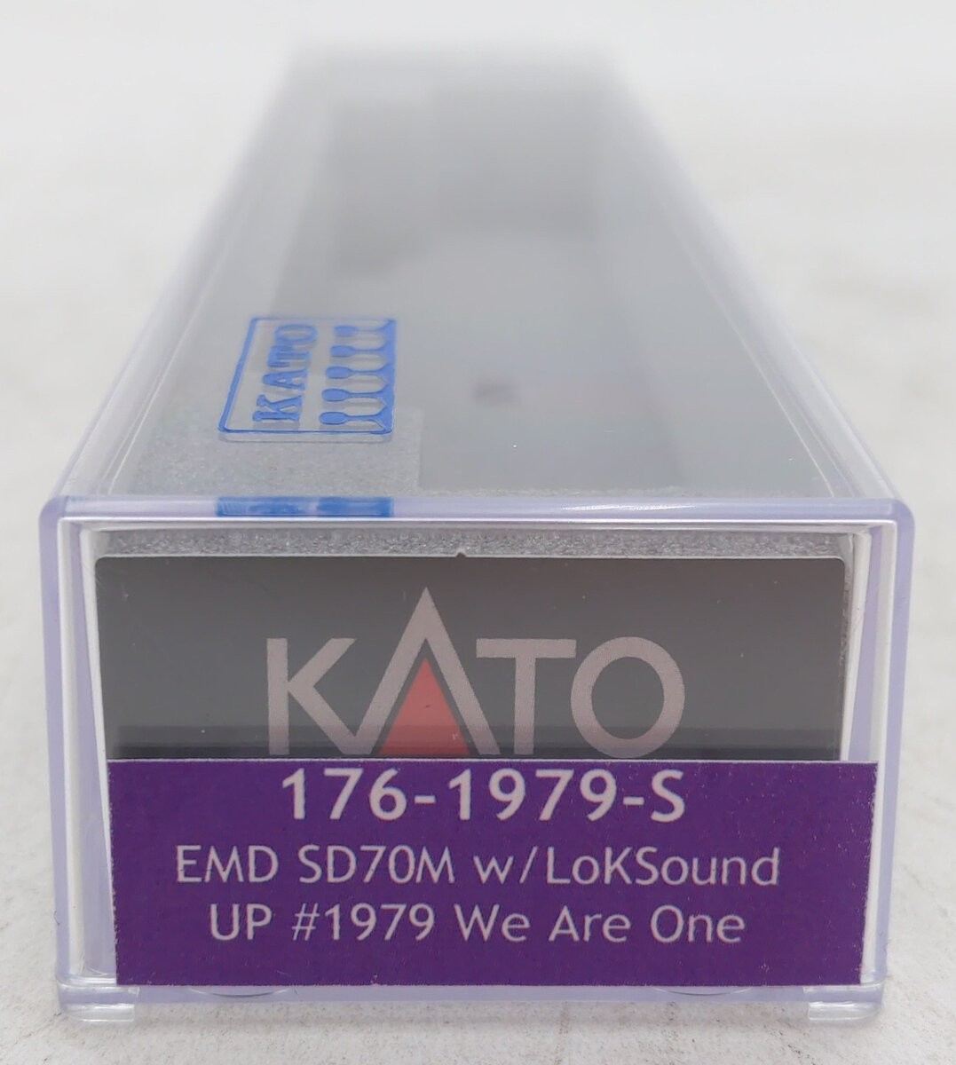 Kato 176-1979-S N UP EMD SD70M Flat Radiator Diesel Loco with DCC & Sound #1979