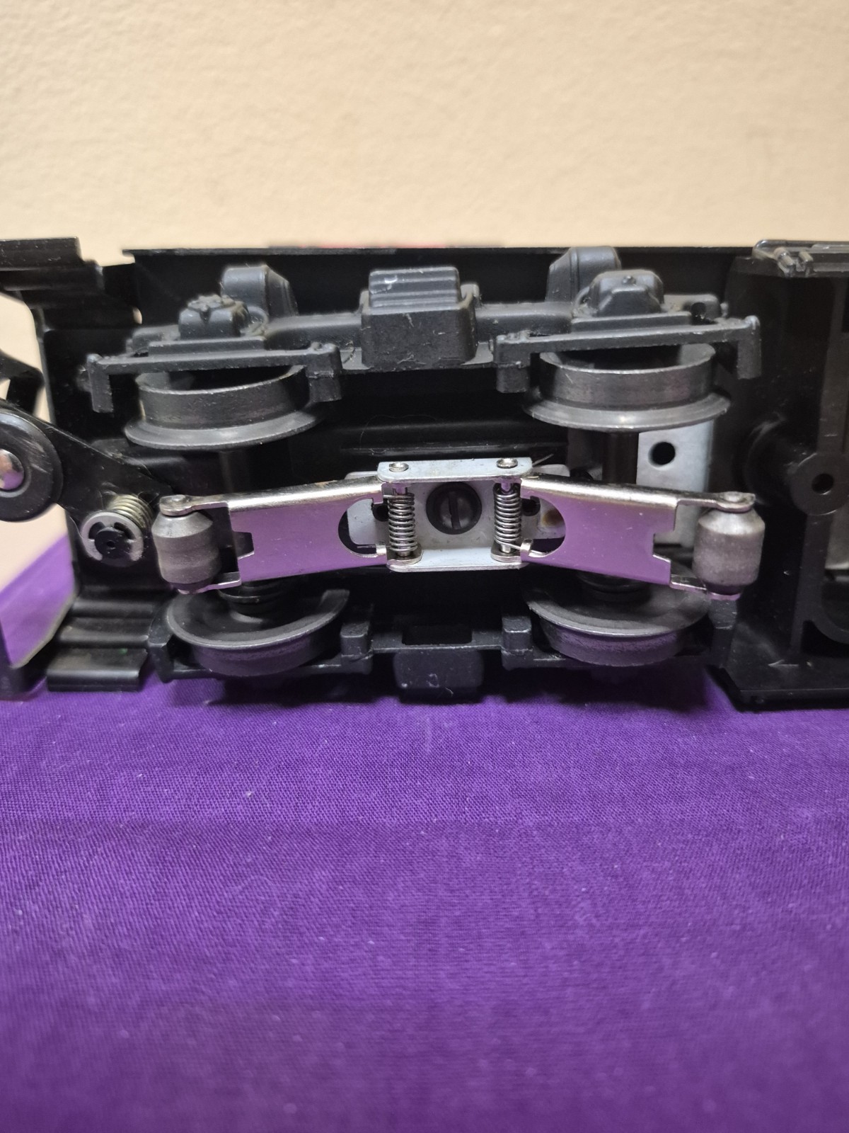 Vtg. Lionel Electric Trains No. 601 Diesel Switcher Locomotive – Untested