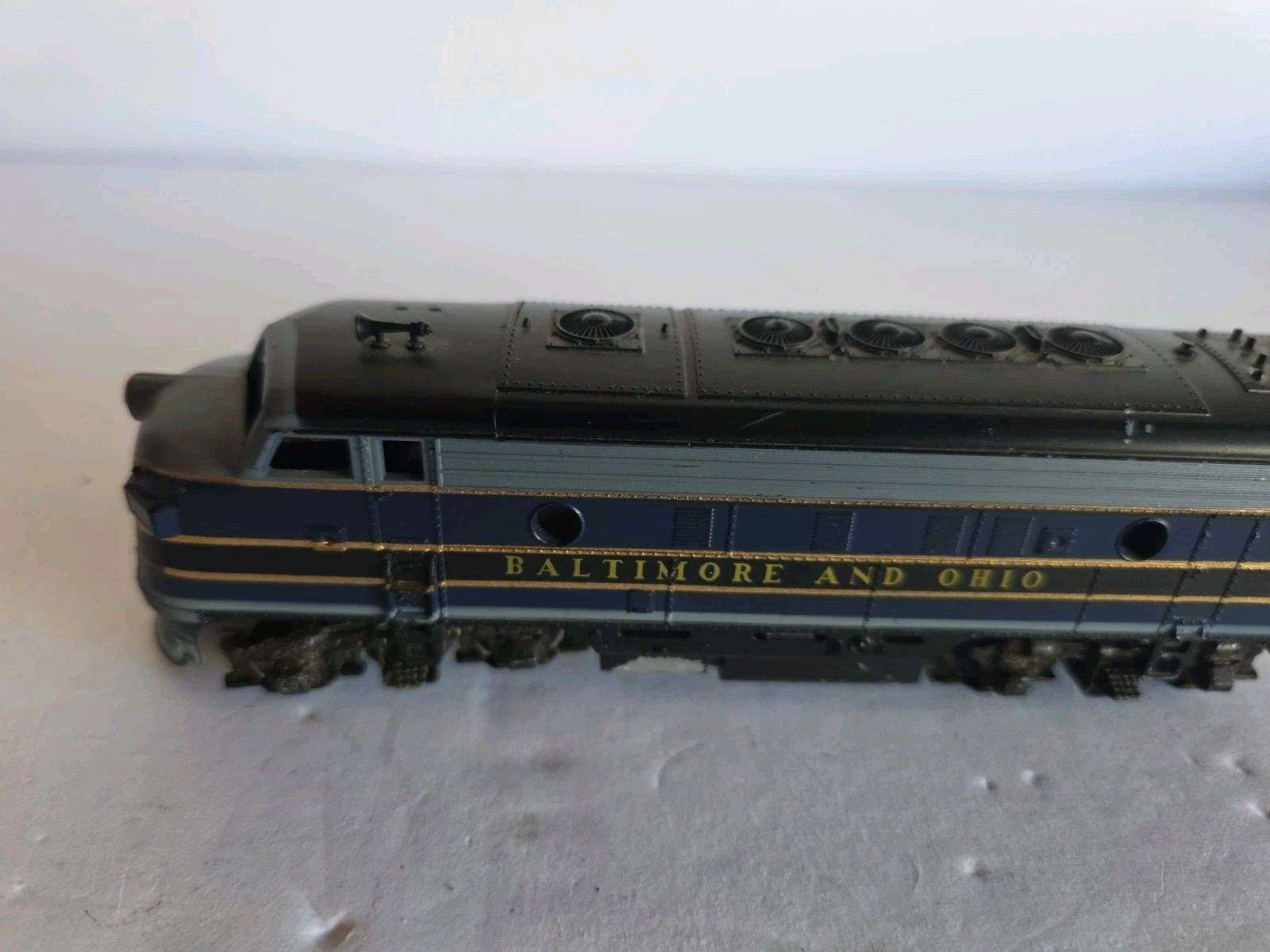 n scale Life Like Baltimore and Ohio F7-A diesel engine “Rough Condition”