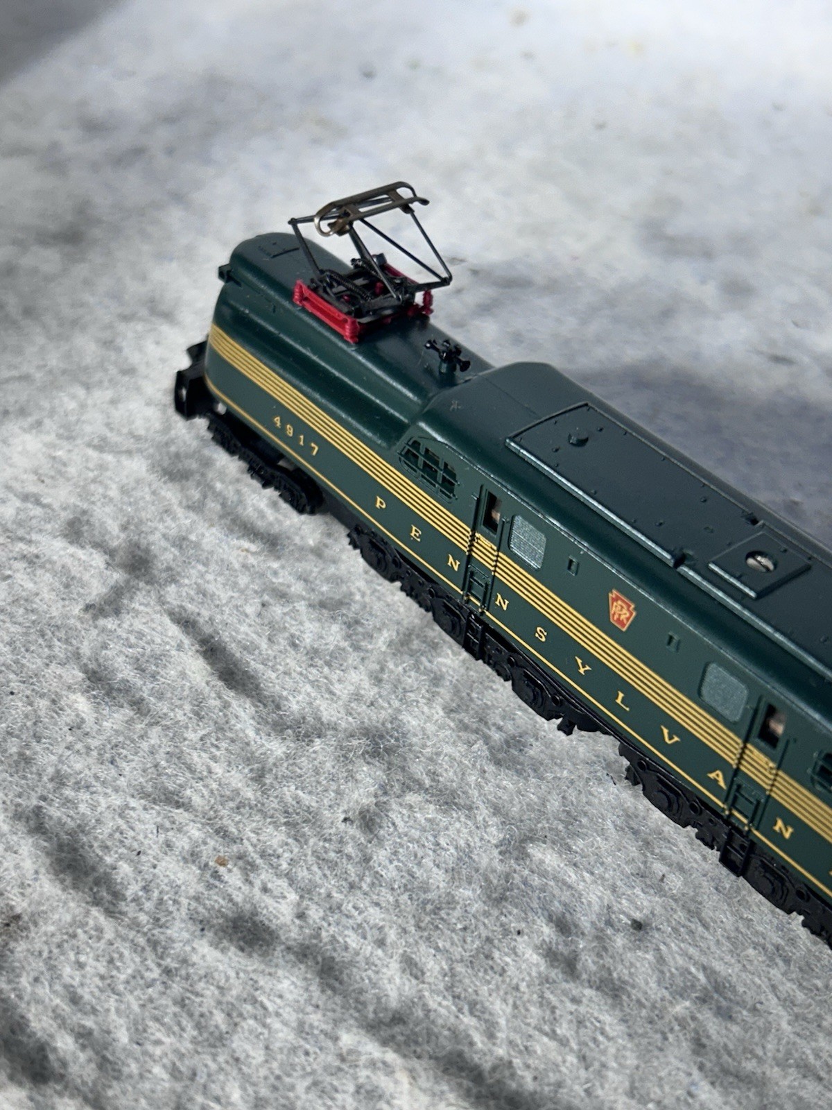 Cool Arnold Pennsylvania RR GG-1 Electric Locomotive N Gauge