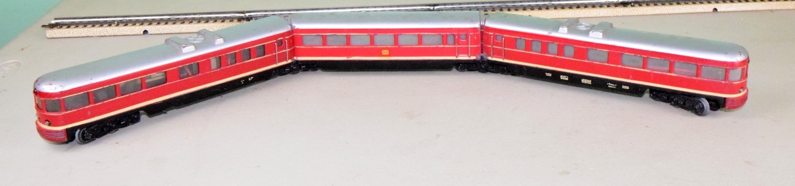 Scarce Marklin 3025 3-Unit Railcar. HO, Die Cast Metal, w/ OB