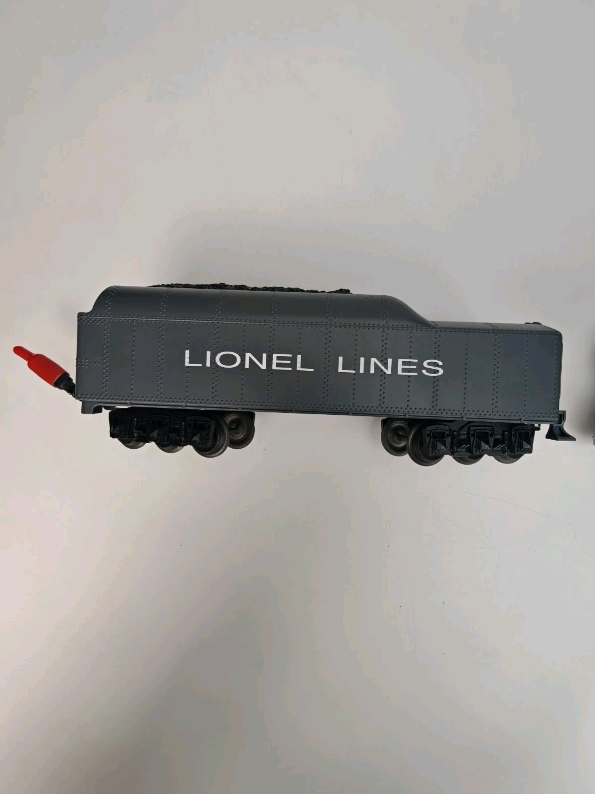 Lionel 1668E K-4 Torpedo Locomotive w/Sound Tender