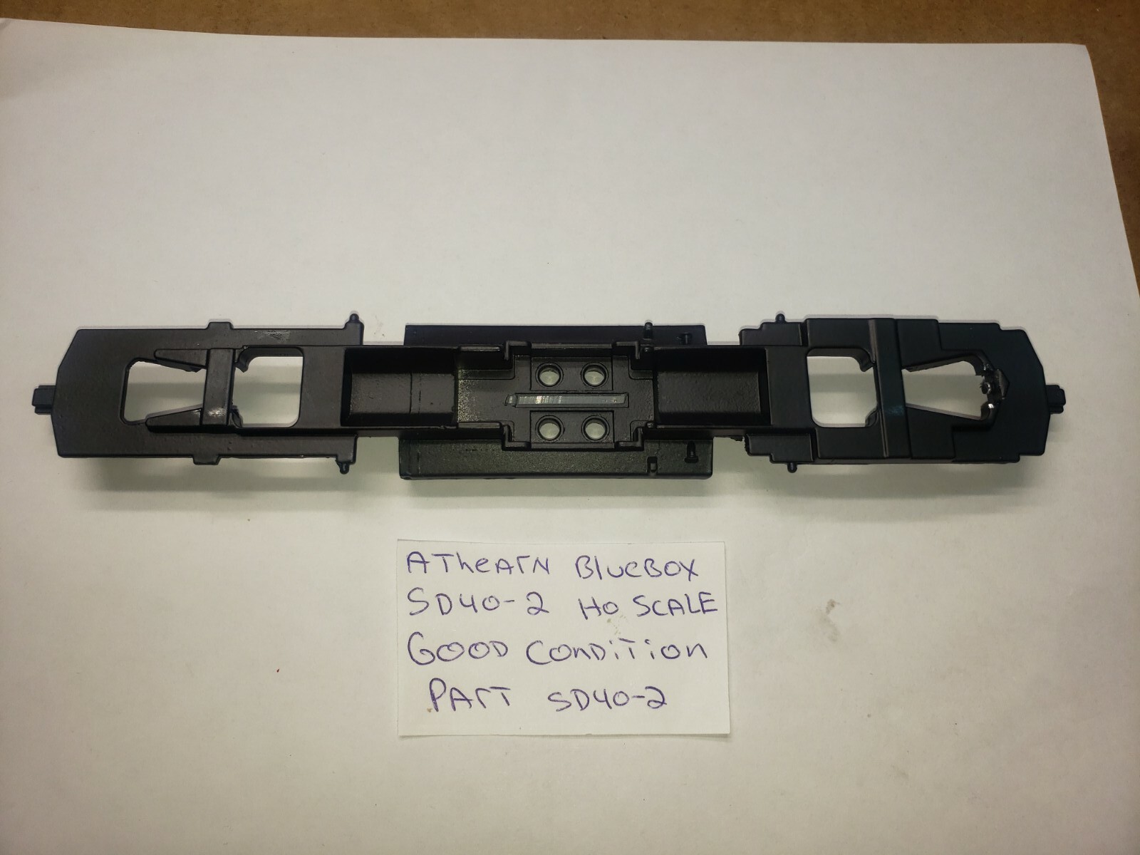 SD40-2 DIECAST METAL UNDERFRAME CHASSIS 45019 HO SCALE LOCOMOTIVE