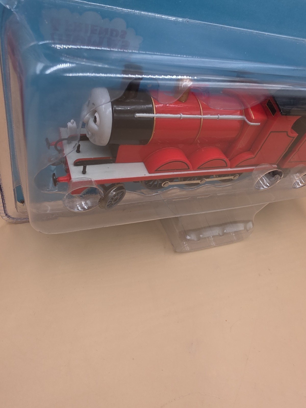 Bachmann HO Scale Thomas Moving Eyes Locomotive Train – Red