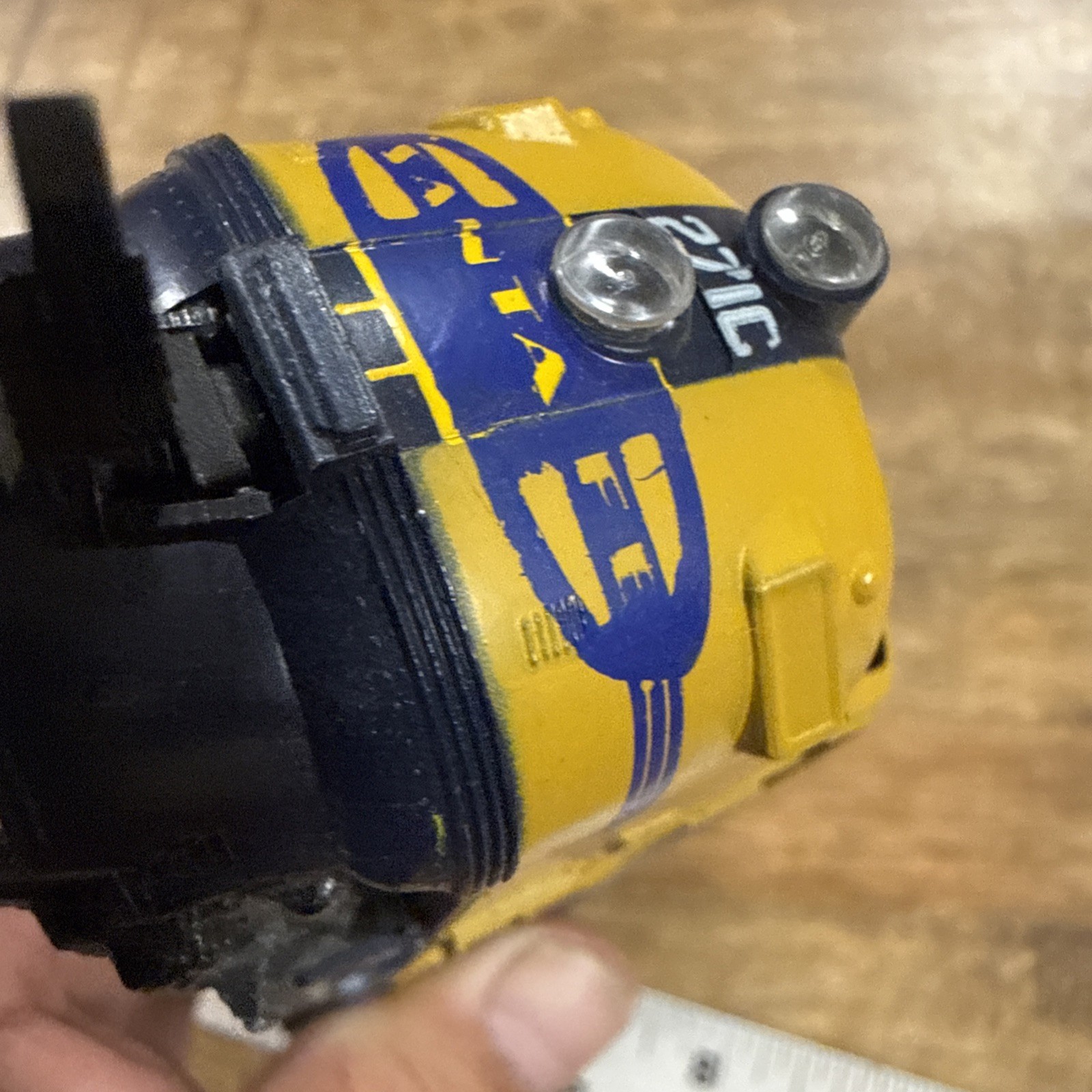 Life-Like F-7 A HO Scale Santa Fe Blue/Yellow LOCOMOTIVE