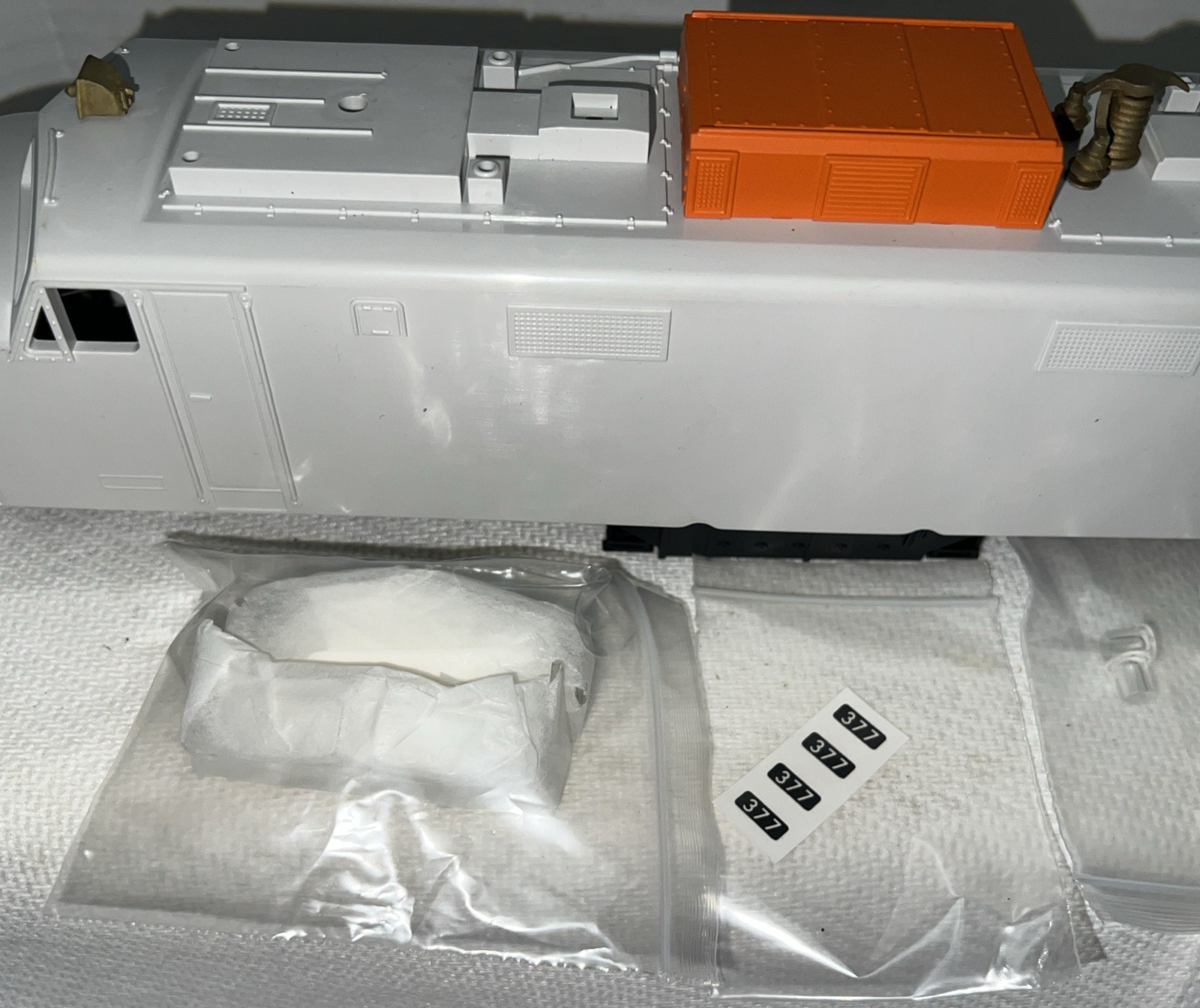 MTH O-GAUGE EP-5 ELECTRIC LOCOMOTIVE SHELL/FRAME/HORN/TRIM – UNPAINTED-NEW PARTS