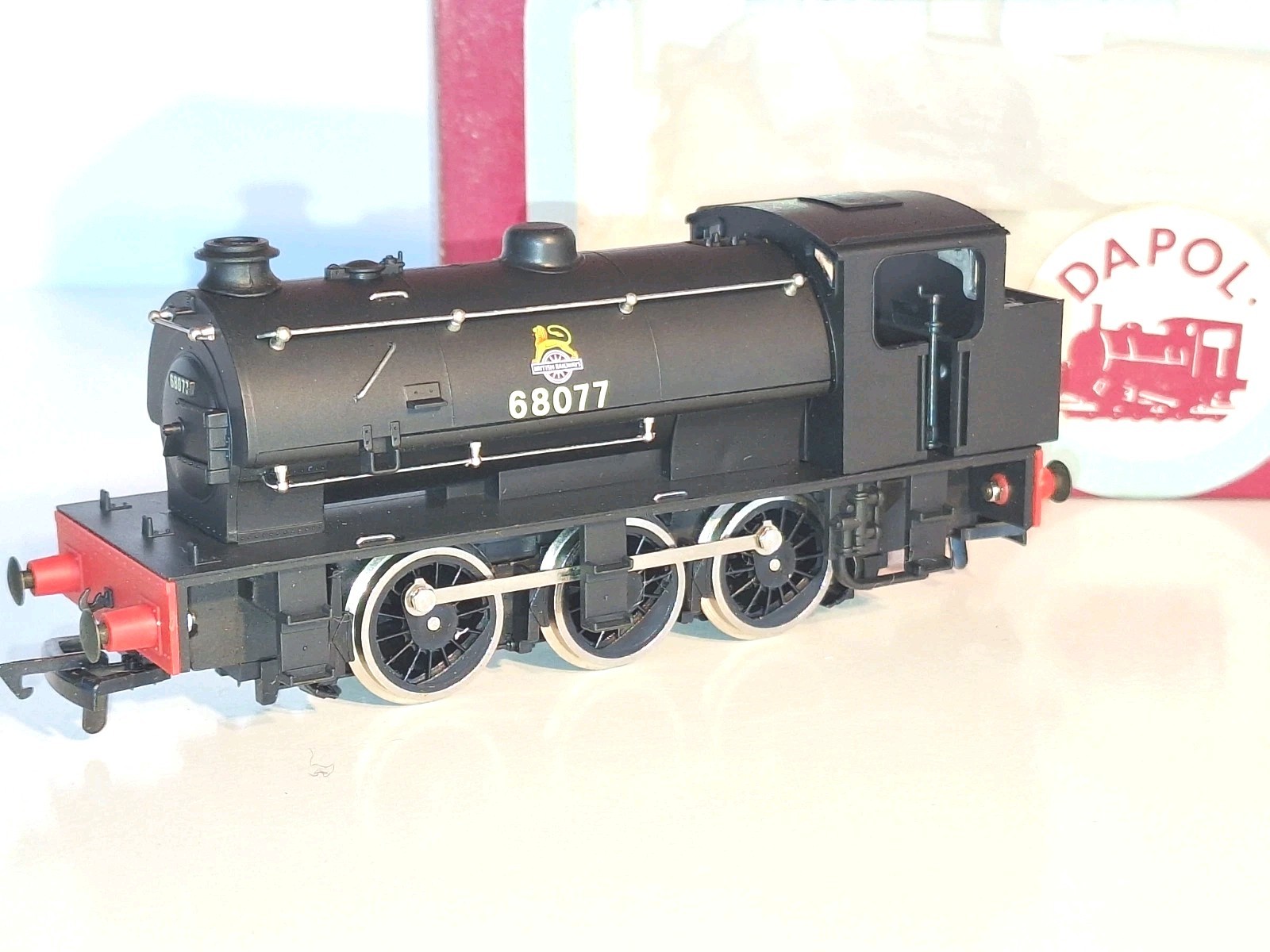 Dapol D350 BR Tank Loco 68077. New Old Stock. Mint Cond.2 Rail DC Boxed.OO Scale