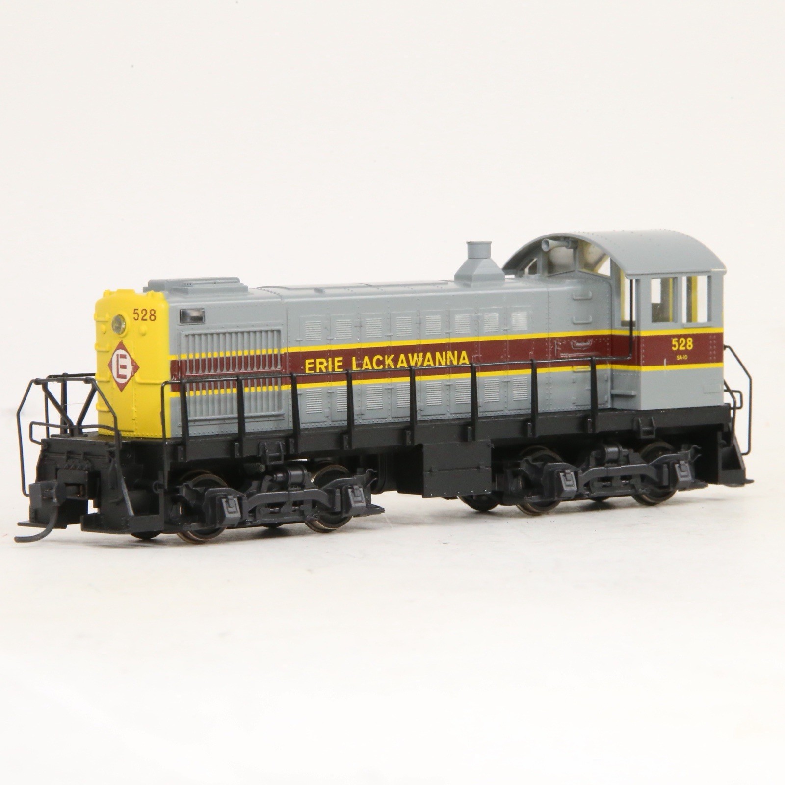 Atlas HO Erie Lackawanna EL #528 Alco S2 DC Powered