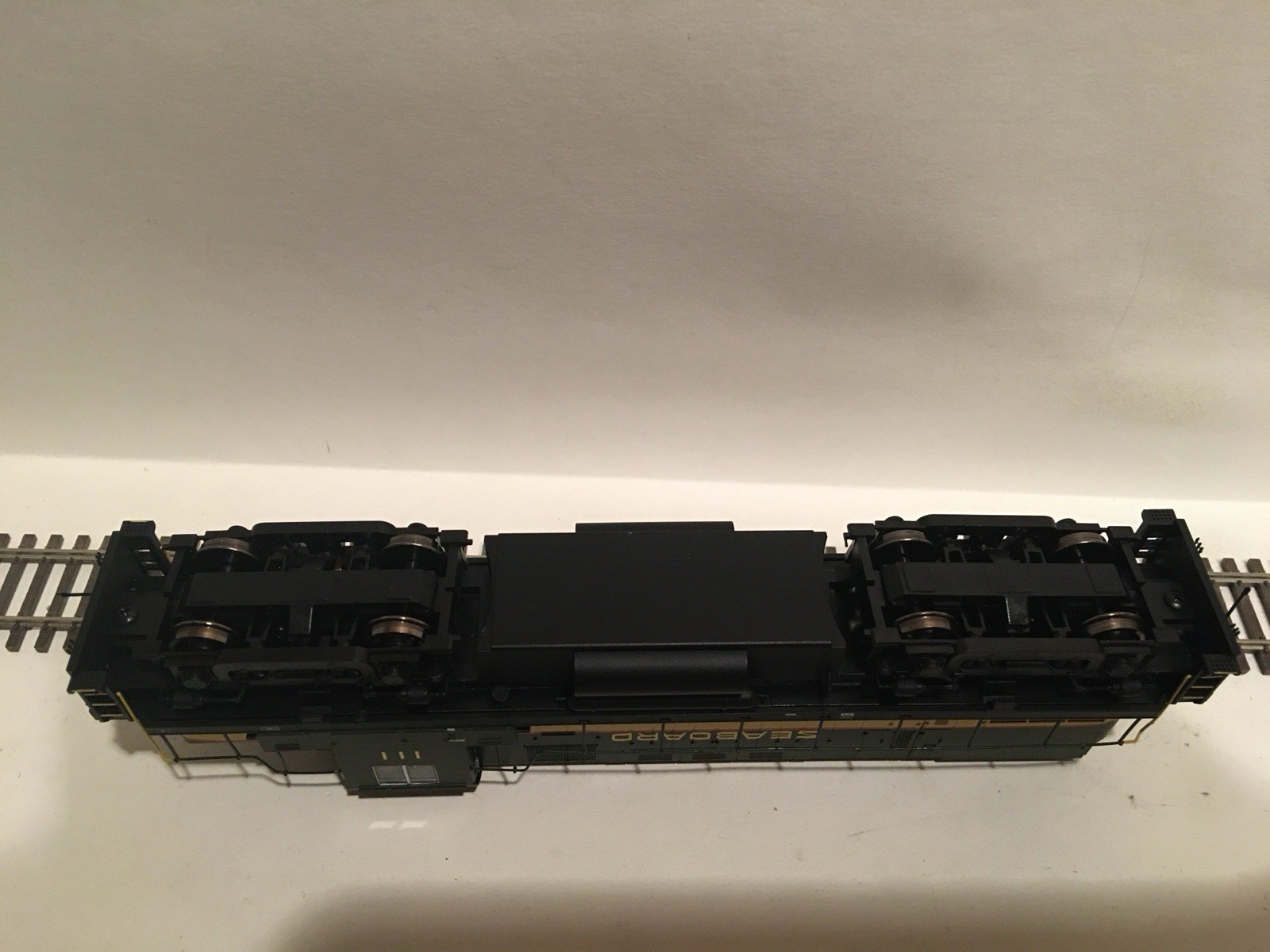 HO Atlas 10000050 Seaboard Air Line ALCO C420 Powered Diesel Locomotive SAL #111