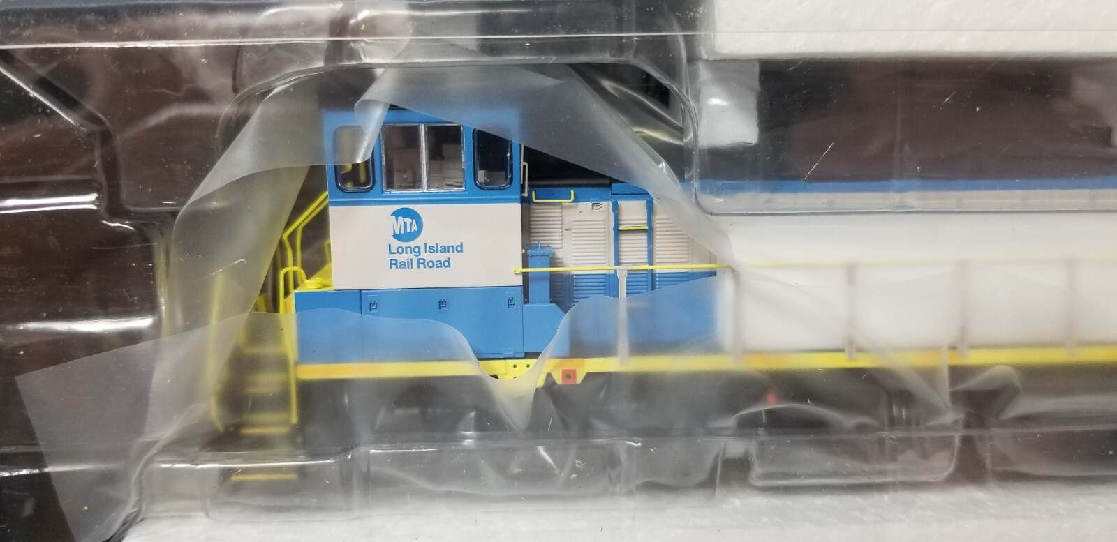 Athearn Genesis G74628 HO LONG ISLAND RAILROAD EMD MP15AC 157 DCC Tsunami2 Sound