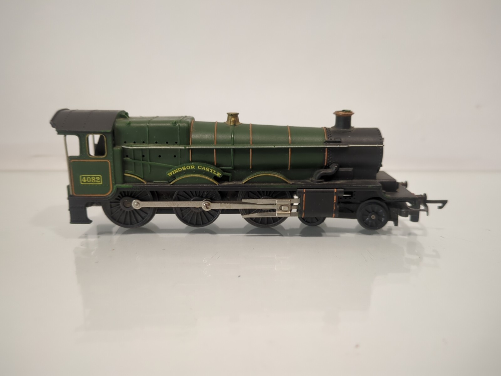 Triang TT Gauge T91 “WINDSOR CASTLE” LOCO No 4082 NO TENDER